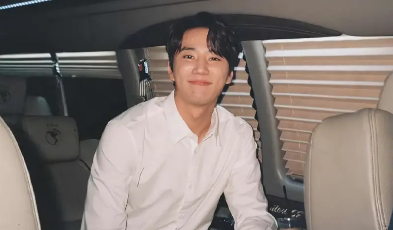 Lee Jun Young